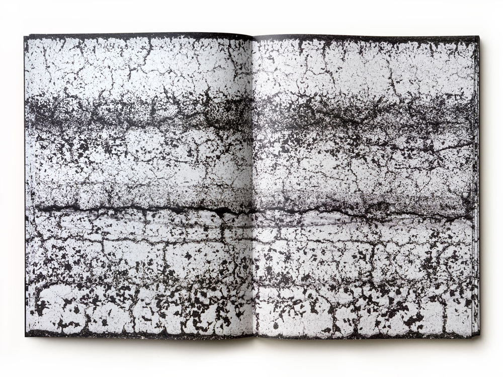 Andreas Trogisch. Runway. (Doppelseite)