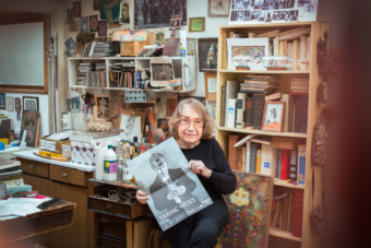 Sabine Weiss am 5. November 2016 in ihrem Atelier in Paris. Foto: Schohaja Staffler