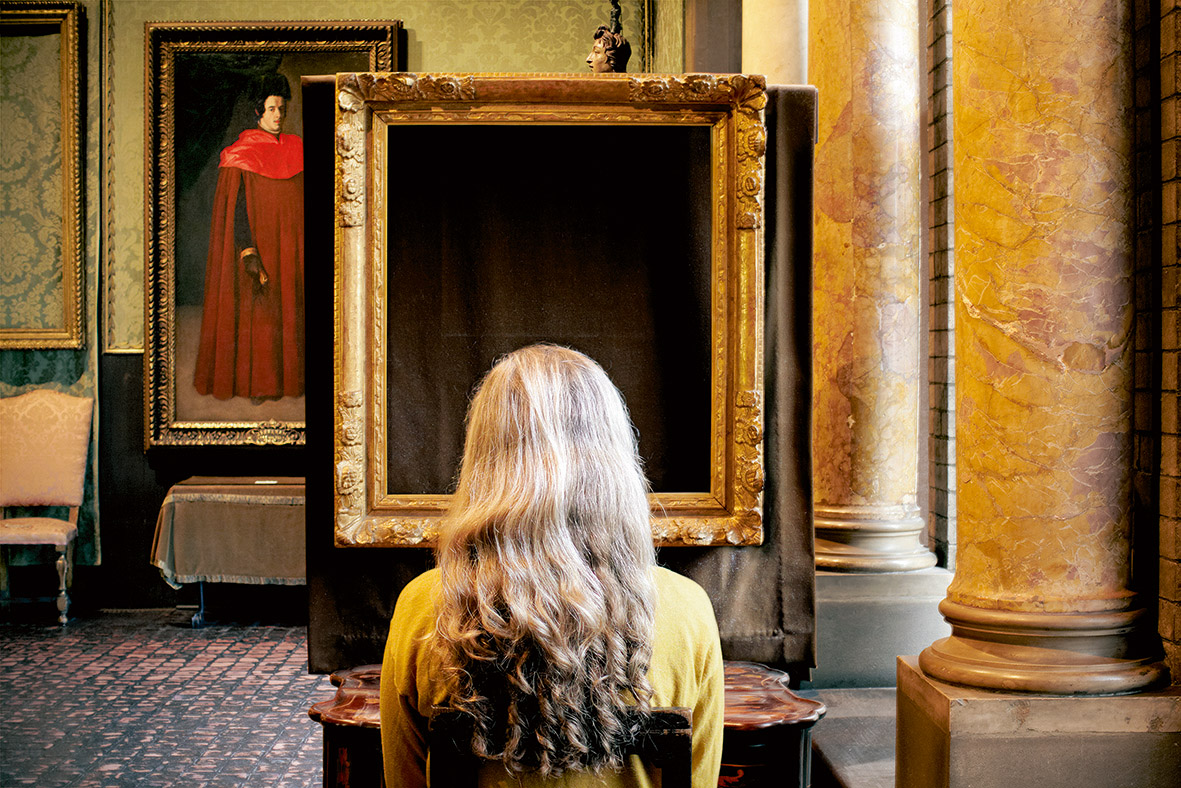 Sophie Calle, What do you see?, 2013