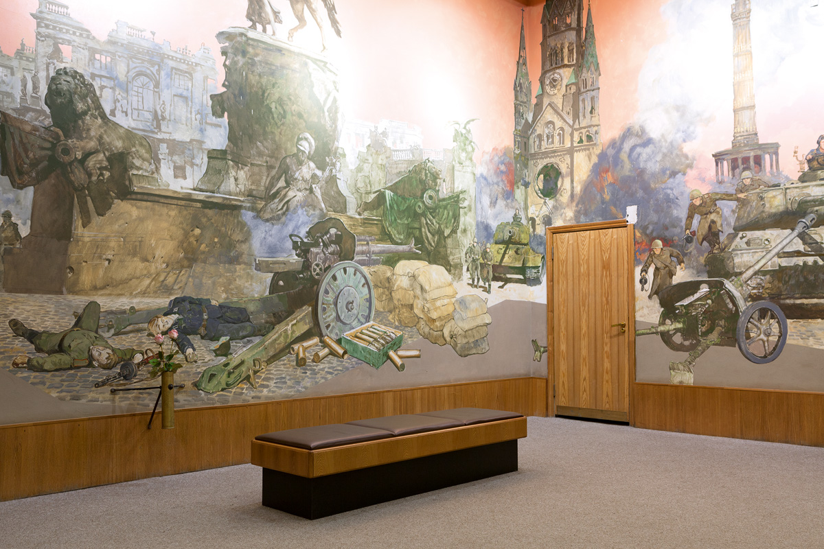 Katharina Gruzei, aus „War Rooms“